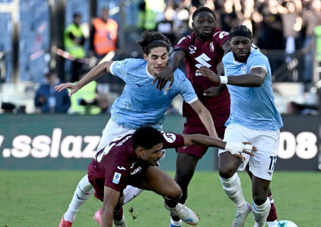 开云电竞平台-国际比赛日欧超杯传出新动向，马赛止住颓势，管理层表态：赛场秩序良好，阵容厚度经受考验(欧洲国家队比赛日)